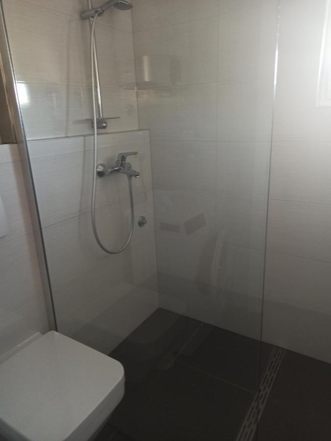 Apartment Bolanca Primosten Luaran gambar